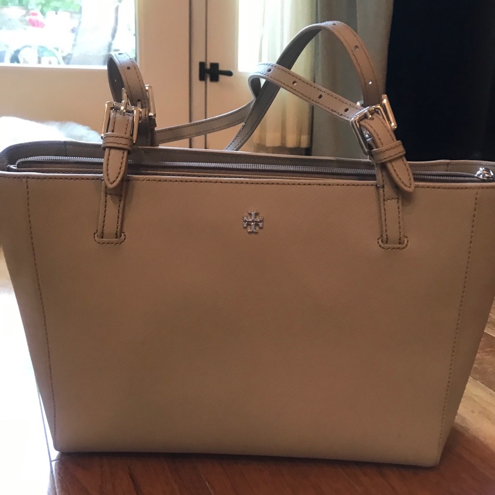 Tory Burch French Grey Tote with Silver hardware.